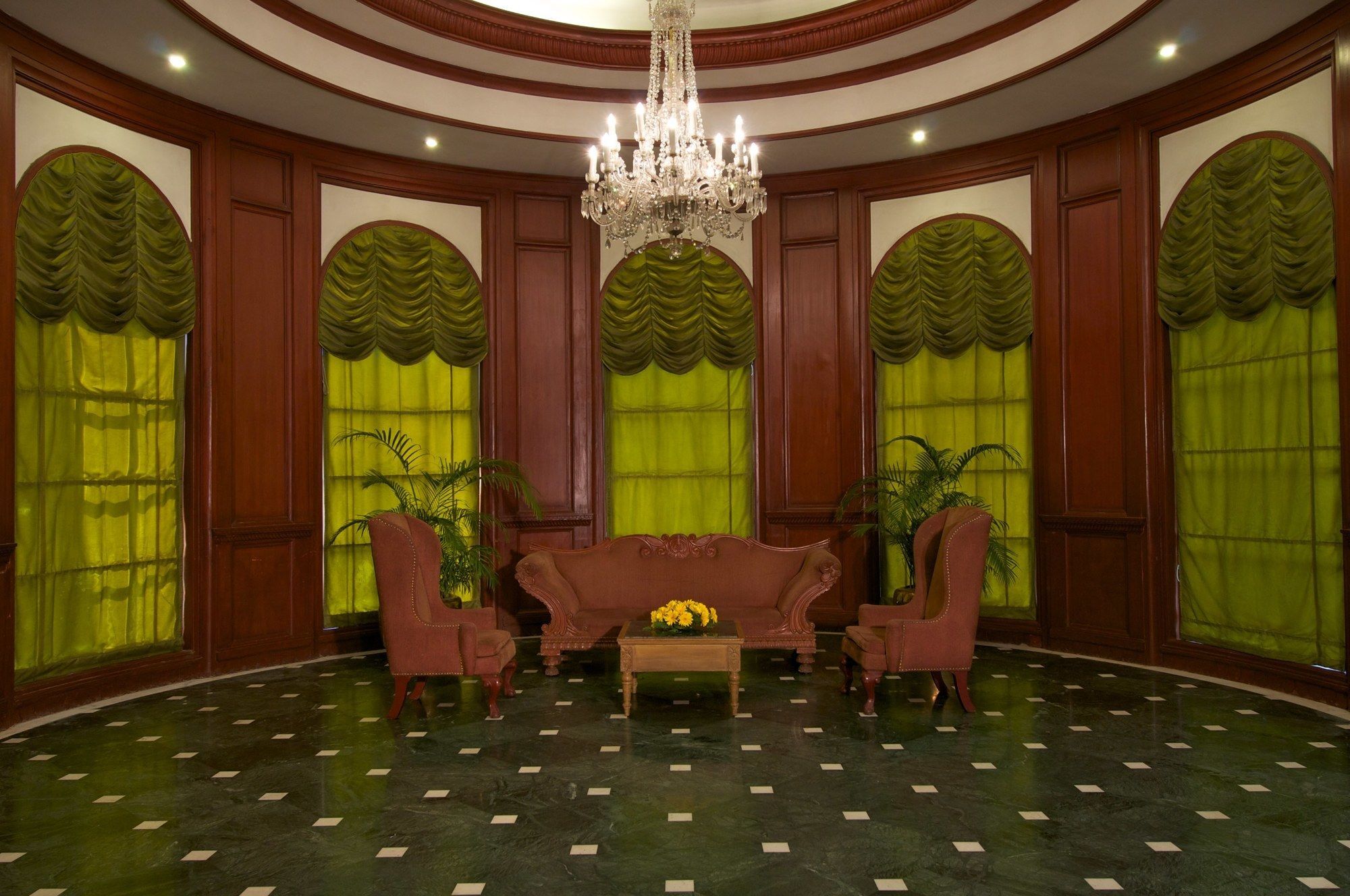 Taj Mahal, Lucknow Hotel Bagian luar foto