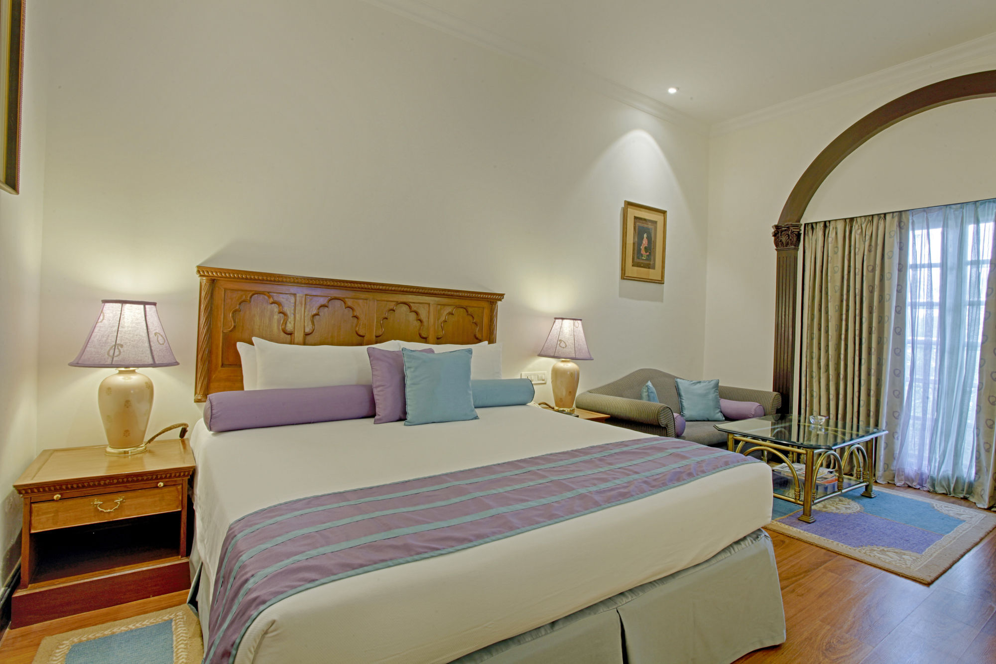 Taj Mahal, Lucknow Hotel Bagian luar foto